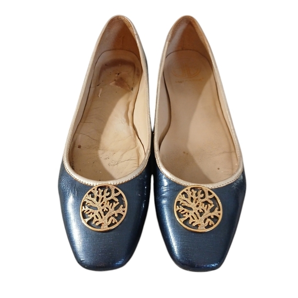 Lilly Pullitzer Navy Patent Leather Metallic Gold Trim Embellished Flats sz 9.5 - Picture 2 of 16